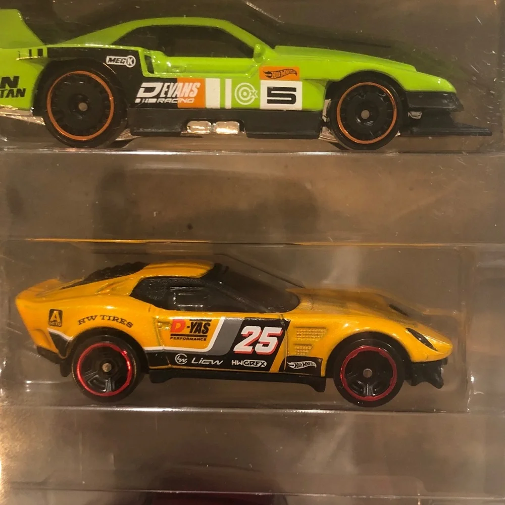 Retro Racers Set - Multicolor